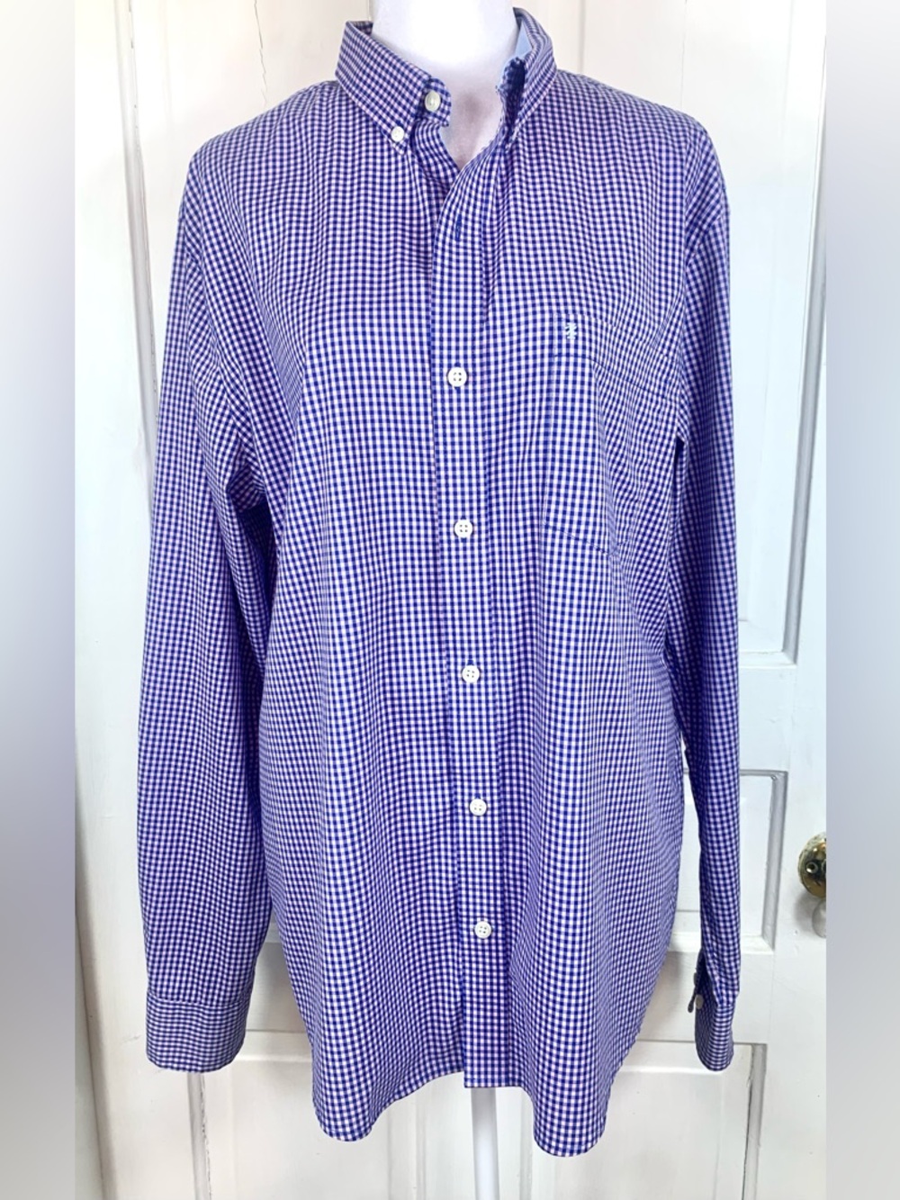 IZOD Collared Long Sleeve Gingham Button-Down Dress Shirt